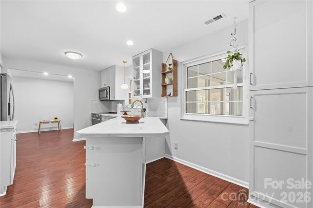 5808 Tillery Drive, Charlotte, NC 28226