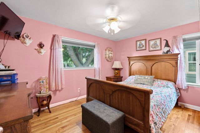 1937 E Marshall Ave, Spokane, WA 99207