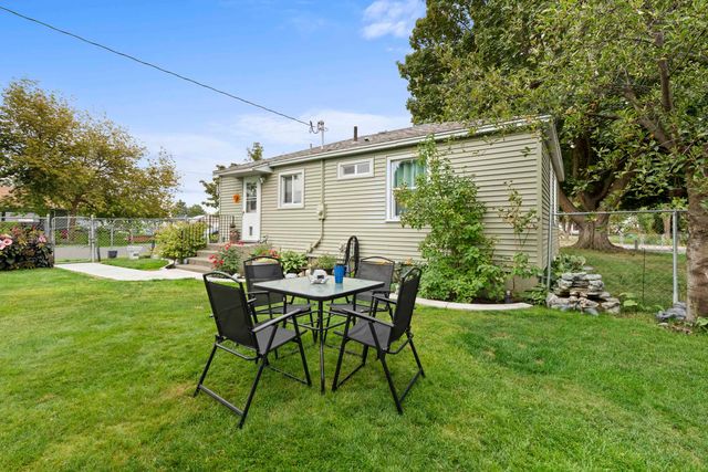 1937 E Marshall Ave, Spokane, WA 99207