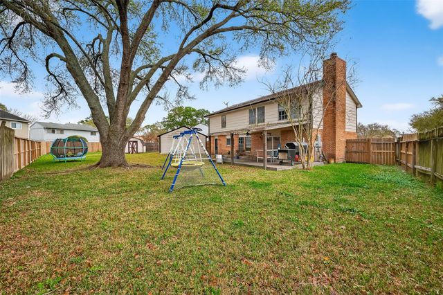 16006 El Toro Court, Webster, TX 77598