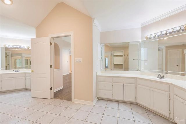 3814 B Shea, Weslaco, TX 78596