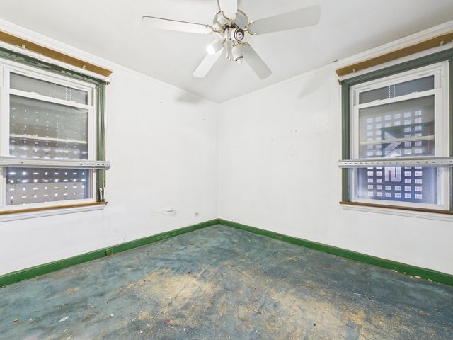 10009 S Emerald Avenue, Chicago, IL 60628