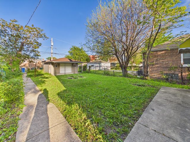 10009 S Emerald Avenue, Chicago, IL 60628