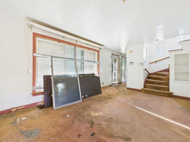 10009 S Emerald Avenue, Chicago, IL 60628