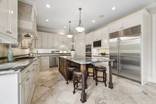 3016 Mid Lane B, Houston, TX 77027