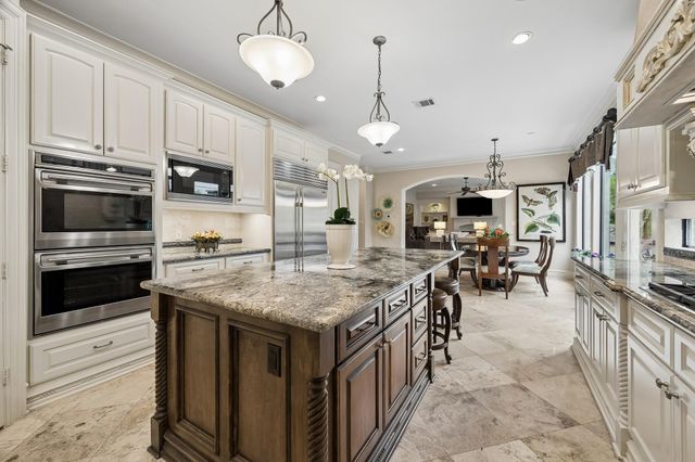 3016 Mid Lane B, Houston, TX 77027