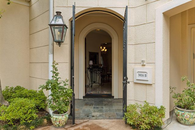 3016 Mid Lane B, Houston, TX 77027