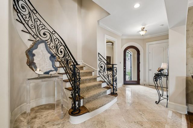 3016 Mid Lane B, Houston, TX 77027