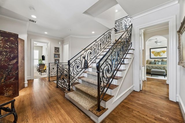 3016 Mid Lane B, Houston, TX 77027