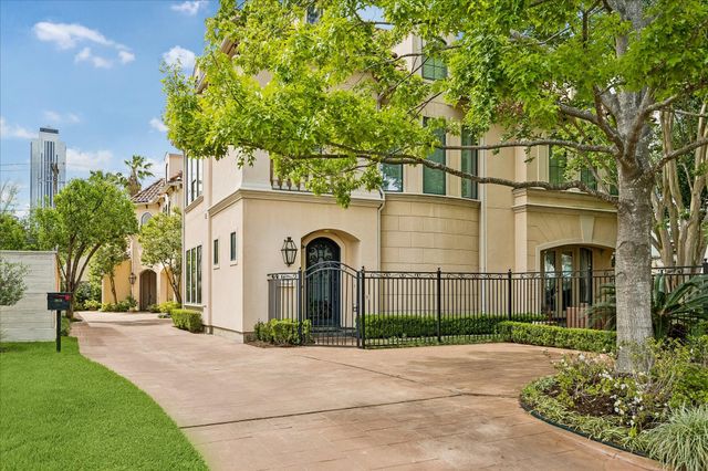 3016 Mid Lane B, Houston, TX 77027