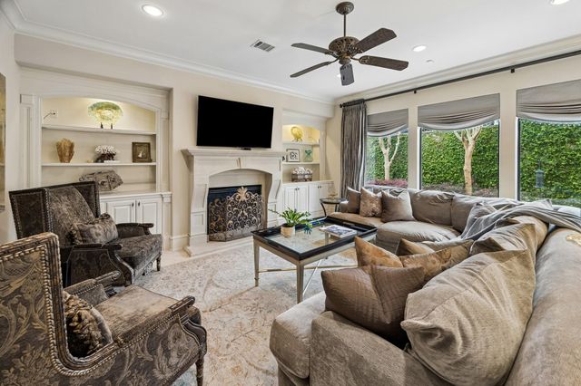 3016 Mid Lane B, Houston, TX 77027