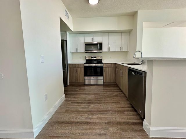 110 SW 12th Street 1603, Miami, FL 33130