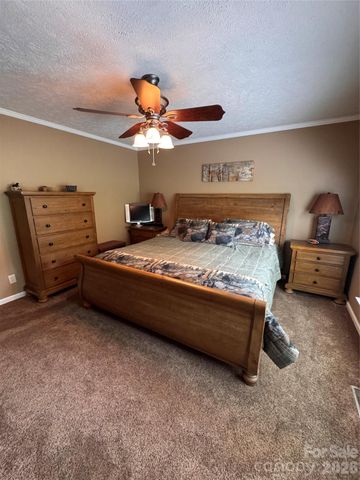 25 Elderberry Loop, Newland, NC 28657