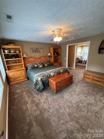 25 Elderberry Loop, Newland, NC 28657