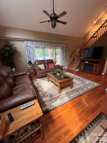 25 Elderberry Loop, Newland, NC 28657