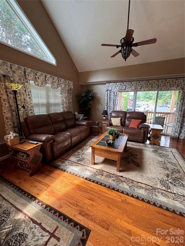 25 Elderberry Loop, Newland, NC 28657