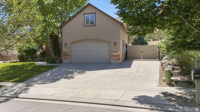 7422 CASTLE ROCK RD, Eagle Mountain, UT 84005