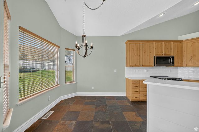 7422 CASTLE ROCK RD, Eagle Mountain, UT 84005