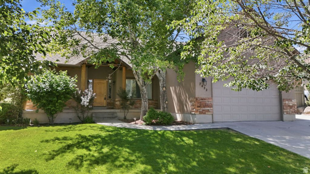 7422 CASTLE ROCK RD, Eagle Mountain, UT 84005