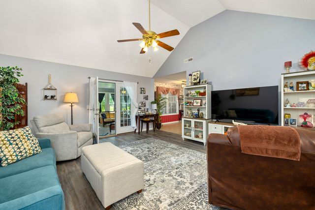 1915 Sam Gillespie Boulevard, Sumter, SC 29154