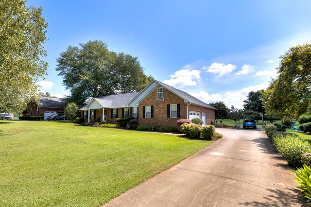 1915 Sam Gillespie Boulevard, Sumter, SC 29154