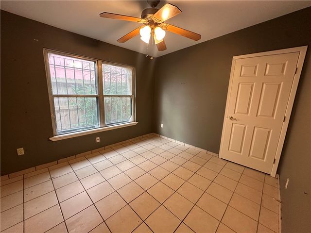 4802 Kasper St, Corpus Christi, TX 78415