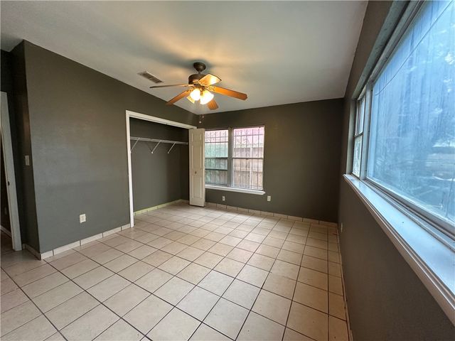 4802 Kasper St, Corpus Christi, TX 78415