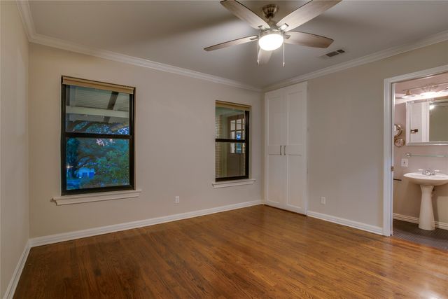 920 Bison Trail, Dallas, TX 75208