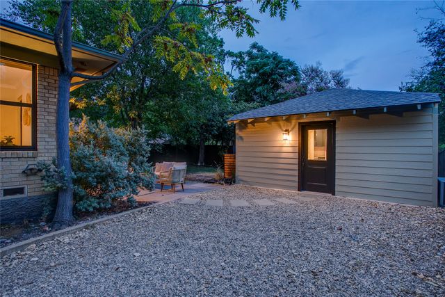 920 Bison Trail, Dallas, TX 75208