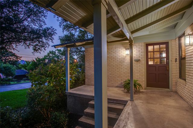 920 Bison Trail, Dallas, TX 75208