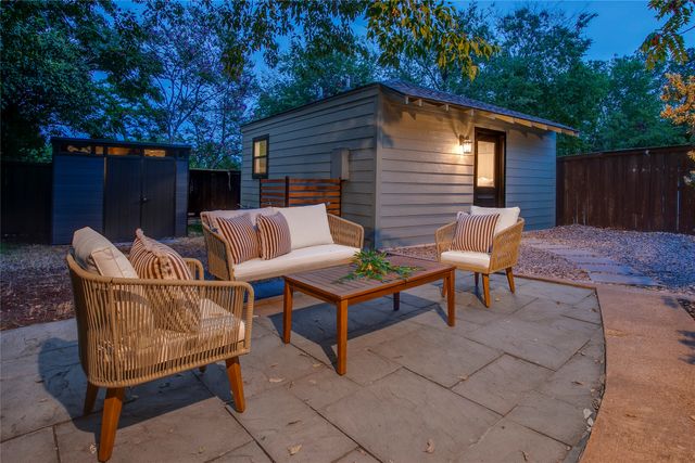 920 Bison Trail, Dallas, TX 75208