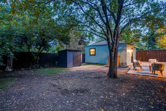 920 Bison Trail, Dallas, TX 75208
