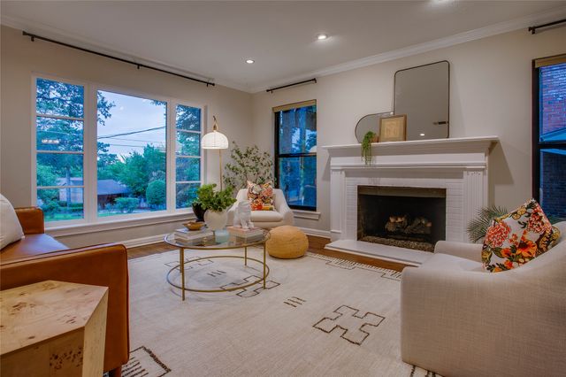 920 Bison Trail, Dallas, TX 75208