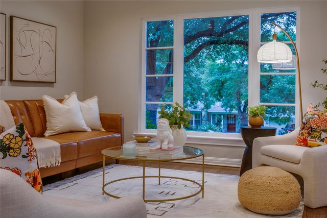 920 Bison Trail, Dallas, TX 75208