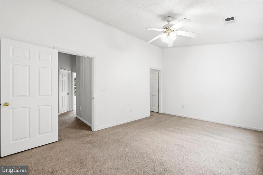 Image 20 of property listing at 3332 SILVERTON LN, Chesapeake Beach, MD 20732