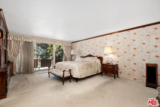 6505 S Halm Avenue, Los Angeles, CA 90056