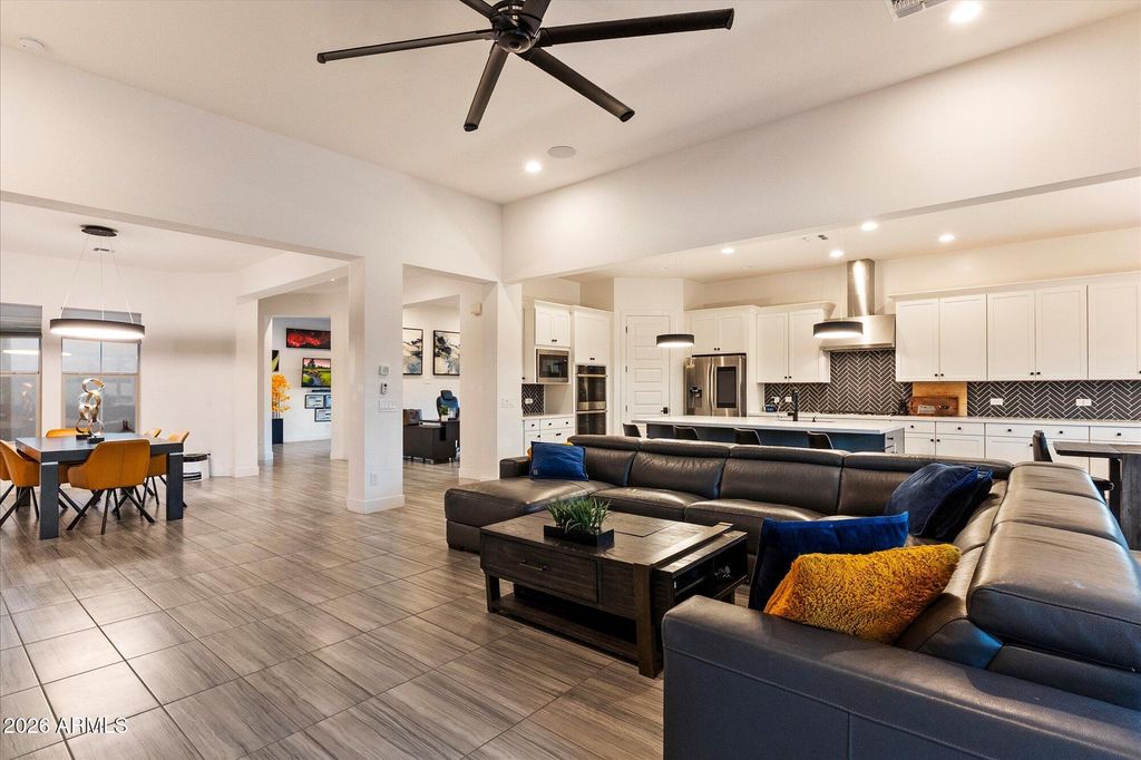 2080 E AQUARIUS Place, Chandler, AZ 85249 — photo 5