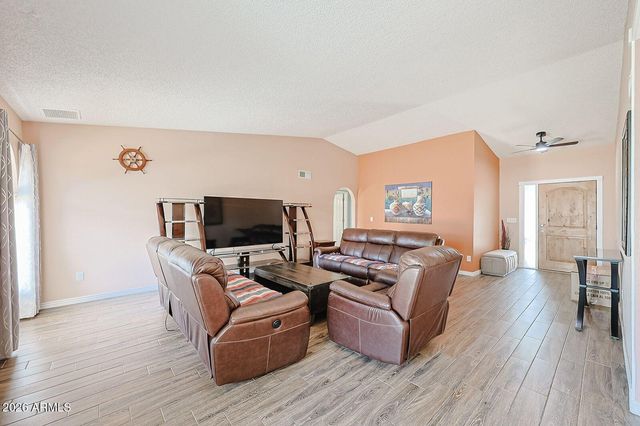 4026 W WILLOW Avenue, Phoenix, AZ 85029