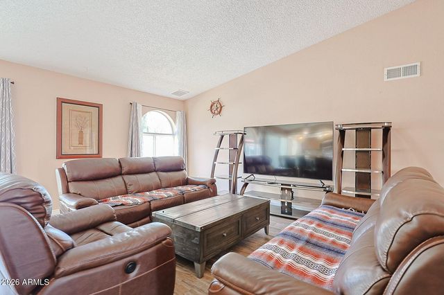 4026 W WILLOW Avenue, Phoenix, AZ 85029