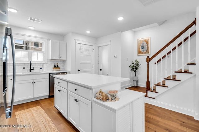 21 Shell Road, Mantoloking, NJ 08738