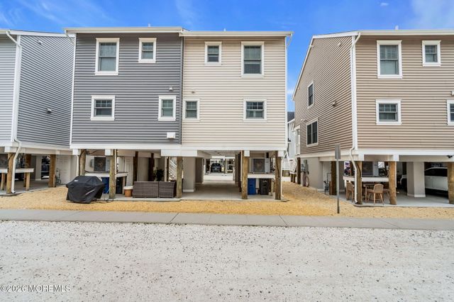 21 Shell Road, Mantoloking, NJ 08738