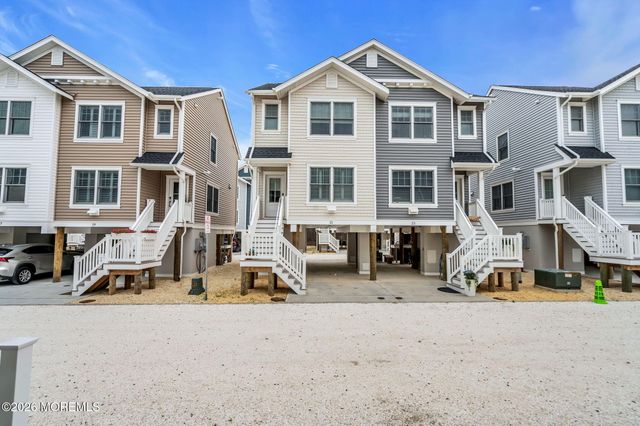 21 Shell Road, Mantoloking, NJ 08738