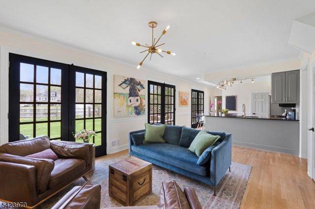 43 Lake Rd, Chatham Twp., NJ 07928