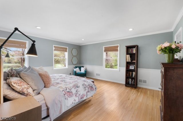 43 Lake Rd, Chatham Twp., NJ 07928