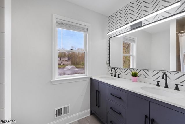 43 Lake Rd, Chatham Twp., NJ 07928