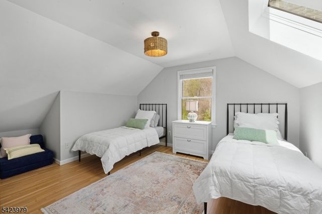 43 Lake Rd, Chatham Twp., NJ 07928