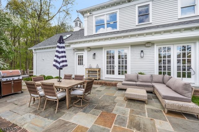 43 Lake Rd, Chatham Twp., NJ 07928