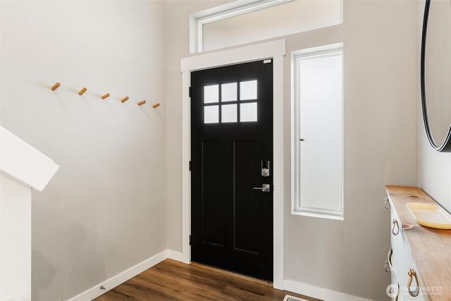 8821 S L Street, Tacoma, WA 98444