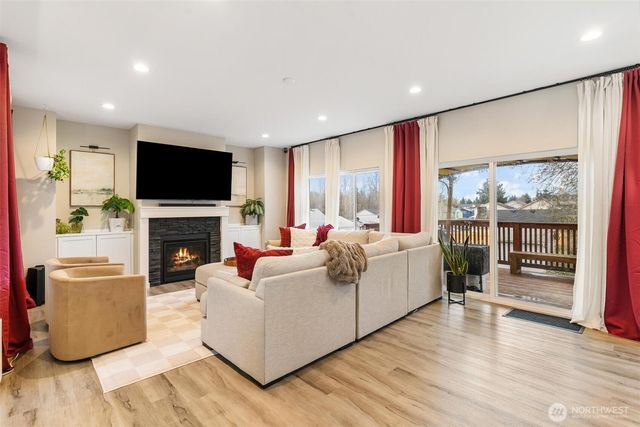 8821 S L Street, Tacoma, WA 98444