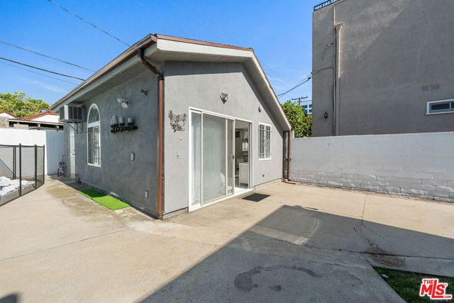 140 N Carson Road, Beverly Hills, CA 90211